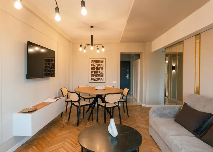 New Unirii Center By Olala Homes * ブカレスト